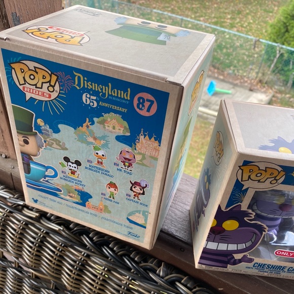 Disney Alice & Wonderland Cheshire Cat MAD Hatter - Picture 8 of 11